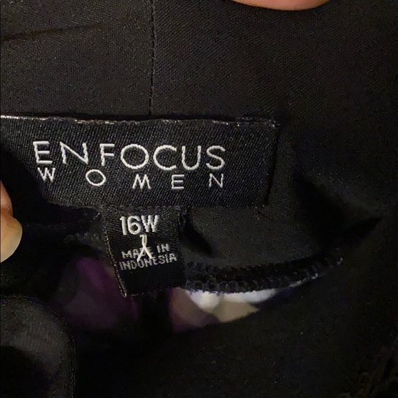 Dress - Picture 6 of 6